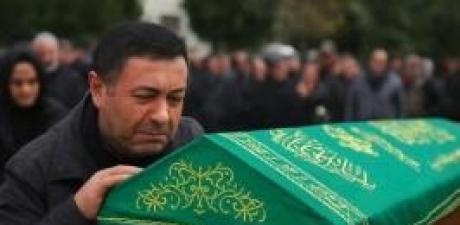 Son kez görmek için tabutu açtıklarında...