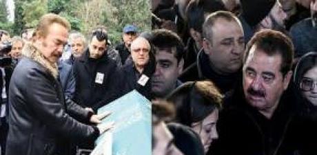 Usta tiyatrocu hayatını kaybetti!