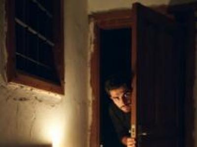 Komşunun Oğlu ve Gece Ziyareti