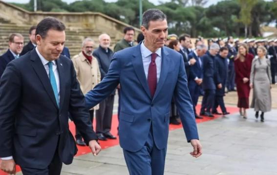 İşte Zehra'nın Kazandığı Okul!