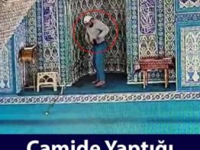 Cami'de Büyük Skandal