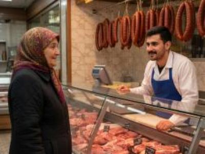 Her Gün 40 Kilogram Et Alan 70 Yaşındaki Emekli Kadın