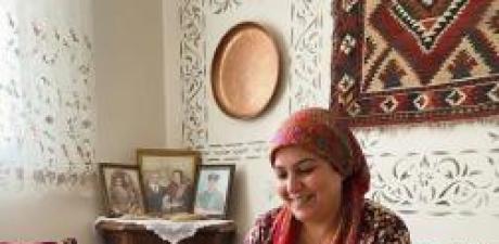 temizliğe gelen kadın