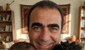Farklı Ten Renkli İkizlerin Sırrı