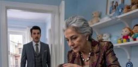 Annenin Eşine Davranışı