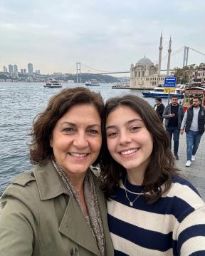 İşte Zehra'nın Kazandığı Okul!