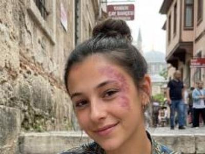 Kızımın okulundaki yetenek gösterisi sırasında