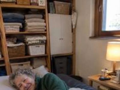 KOCAM, KEMOTERAPİ GÖREN 70 YAŞINDAKİ ANNEMİ