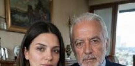 20 Yaşındaki Kız 70 Yaşındaki Adamla 