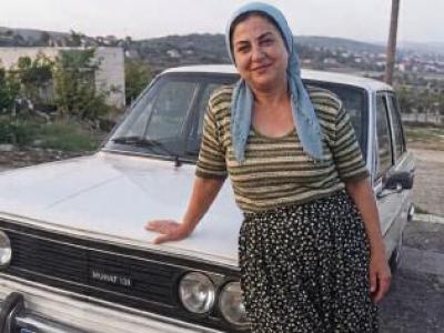 EŞİMİN ÖLÜMÜNDEN SONRA ARABASINI
