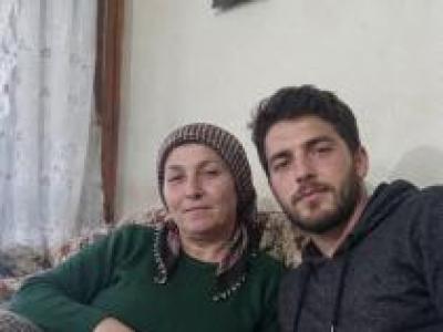 42 yaşında dul kaldım 