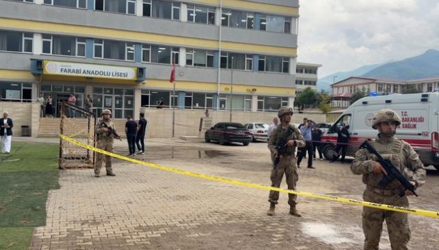 İşte Zehra'nın Kazandığı Okul!