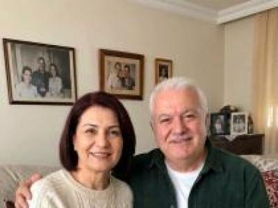 BİR SABAH UYANDIĞIMDA OMZUMDA