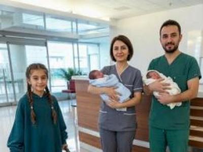 Annem Üç Gündür Uyuyor: Altı Yaşındaki Kız İkiz 