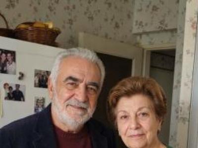 Annem Otuz Yıldır Ekmek ve Tuz Yiyemediğini 