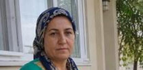 42 YAŞINDA DUL KALDIM, BENDEN YAŞÇA KÜÇÜK KÖYÜN ERKEĞİYLE… İ
