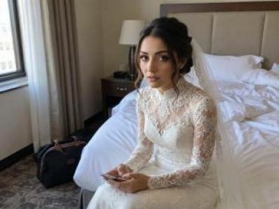 Düğün Gecemizde Kocam Beni Otelde Bırakıp 