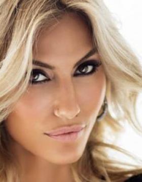 Çağla Şıkel, Çocukları İçin Türkiye'yi Terk Ediyor