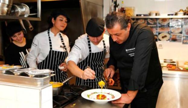 İşte Zehra'nın Kazandığı Okul!