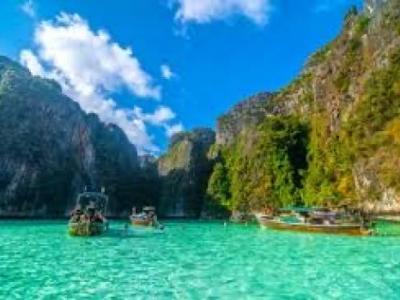 Tayland’da Keşfedilecek En Güzel Yerler: Tapınaklardan Tropik Adalara